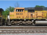 BNSF 8833